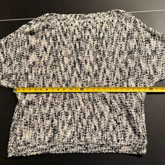 Maurices Plus Size Black White Boucle Shimmer Cropped Sweater 2X Pullover Cozy - Picture 5 of 5